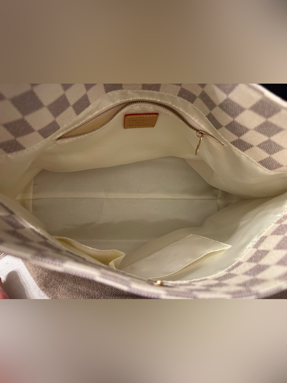 Desinger Inspired Checked Creamish White Purse (Tote Bag) w/matching wallet - - Picture 6 of 15